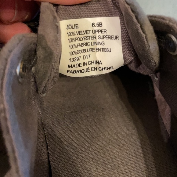 Lauren Ralph Lauren Velvet Sneaker - Picture 11 of 12